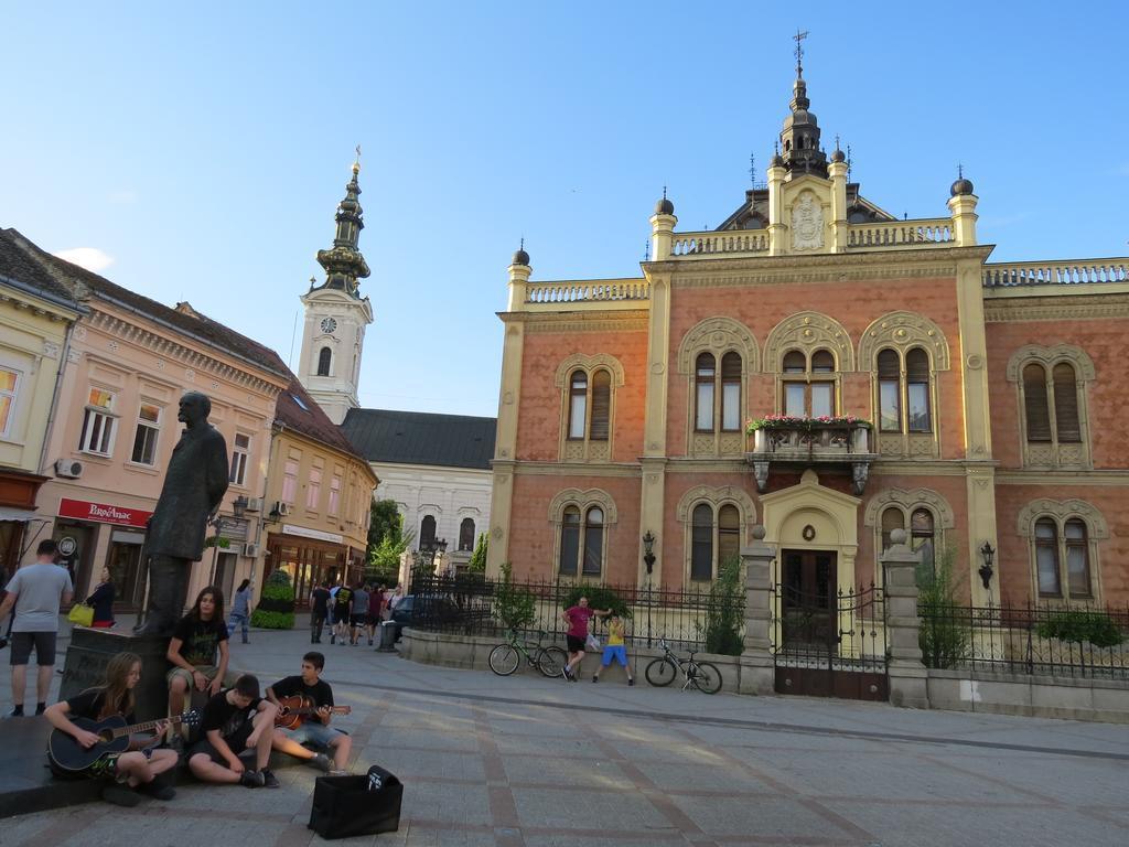 Studio 8 Novi Sad Exterior photo