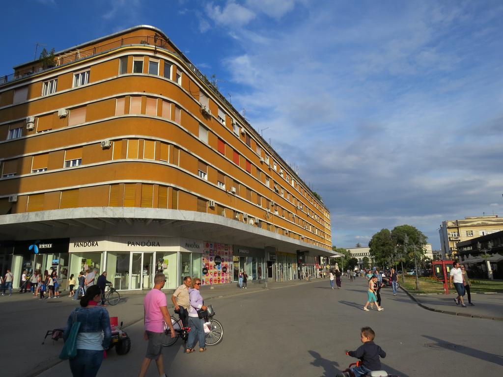 Studio 8 Novi Sad Exterior photo